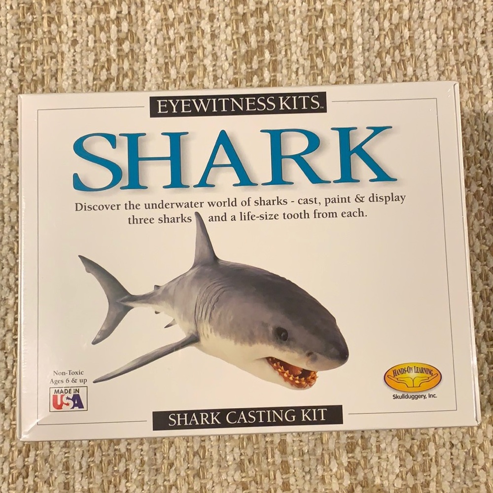 Eyewitness Kits Shark Model Casting Kit New and Sealed